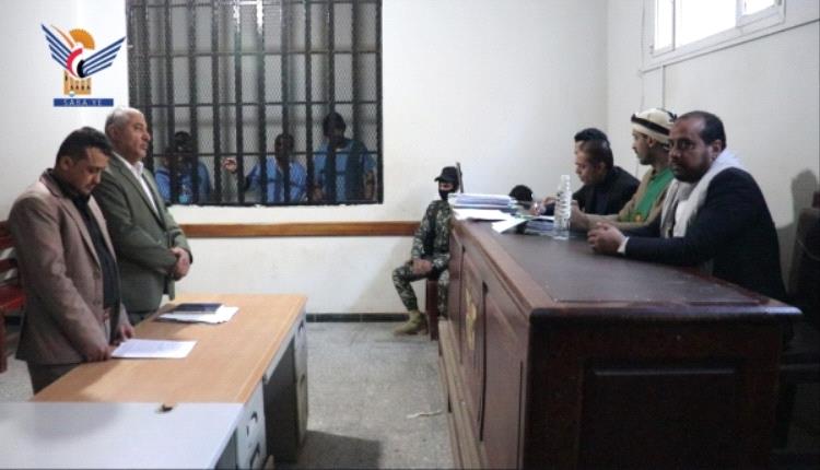 الحوثيون يتهيأون لإصدار أحكام بالإعدام ضد 21 يمنيًا بتهمة التخابر