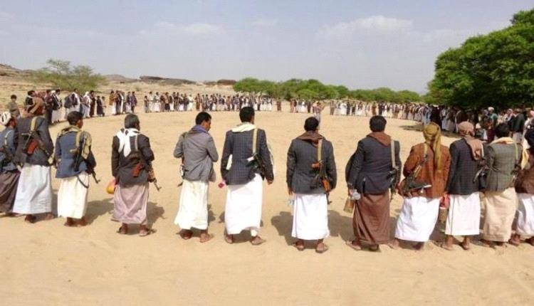 الوقفات الحوثية المصطنعة.. تراجع للحاضنة وانكسار مكشوف قبل الانهيار