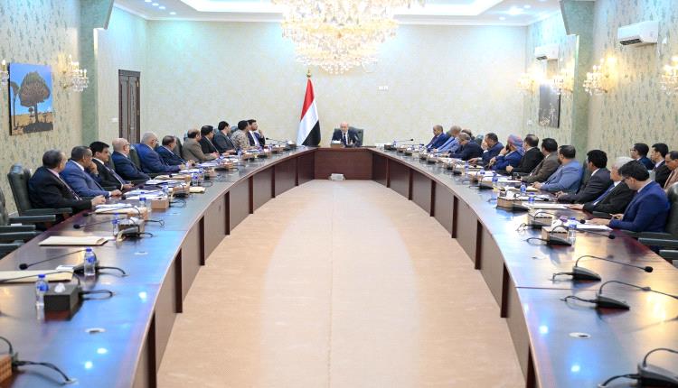 رئيس الوزراء يوجه بإصلاح شامل لمؤسسات الدولة ويشدد على مكافحة الفساد وتقليص السفر الخارجي