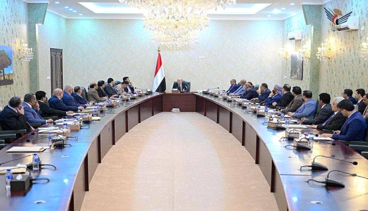 رشاد العليمي يؤكد على الحكومة ضرورة التركيز على ثلاث قضايا رئيسية وعدم تبديد الوقت في غيرها