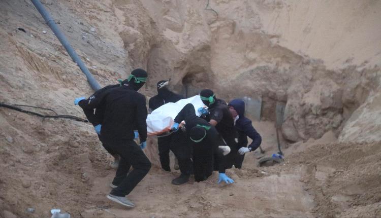 انتشال جثة أحد الرهائن الإسرائيليين في قطاع غزة