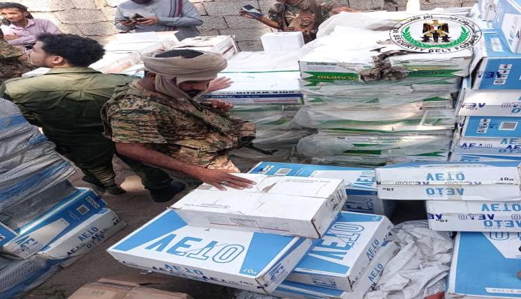 عملية أمنية تقود إلى مخازن لبيع وتوزيع مواد خطيرة في منطقتي اللحوم والرباط