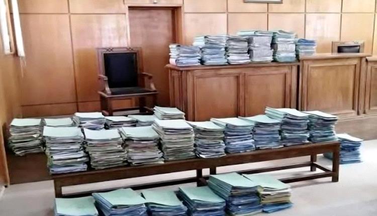 انهيار محاكم الحوثي في صنعاء تحت طوفان الخُلع و2500 ملف تجاري