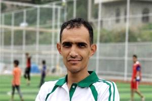 بدلاً من ملاحقة القاتل.. الحوثي يعتقل مسؤول رياضي في إب لأنه كشف جريمة ملعب الكبسي