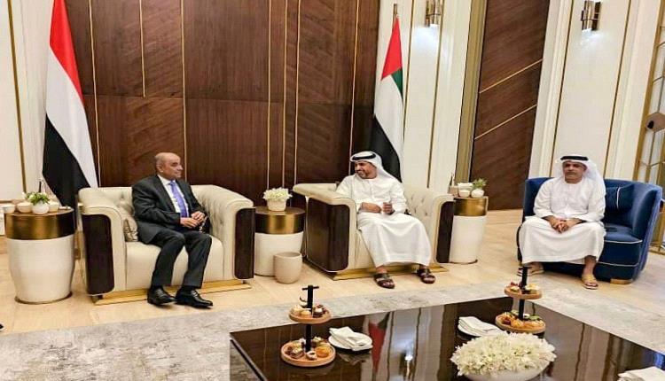 رئيس الحكومة في أبوظبي لانتزاع دعم اقتصادي وخدمي جديد من كبار قادة دولة الإمارات