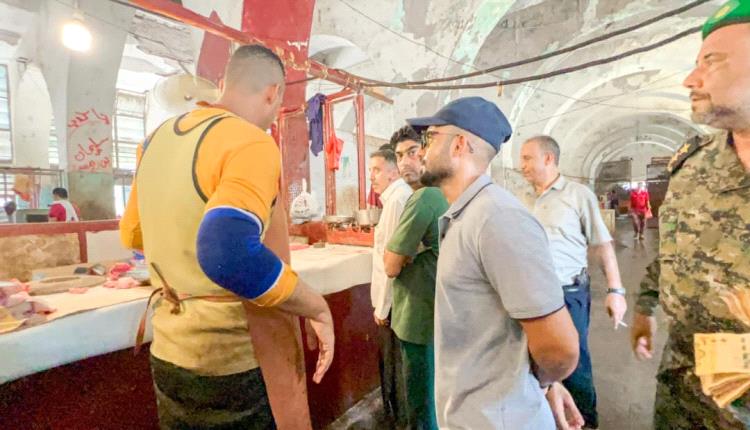 بقيادة بن جرادي.. حملة ميدانية لضبط الأسعار في أسواق مديرية صيرة بعدن