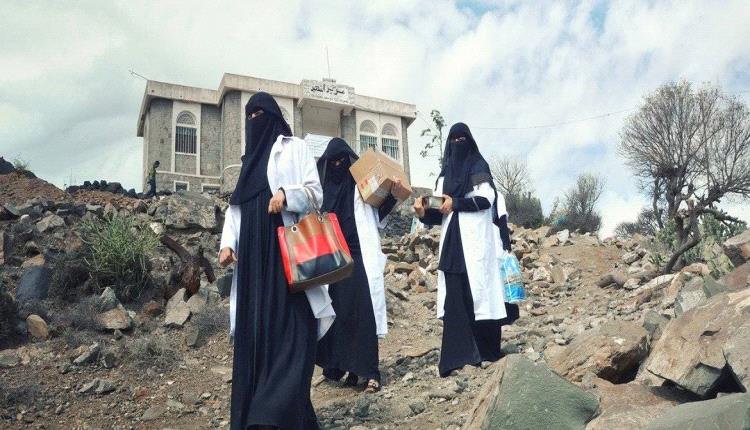 الحوثي يغلق مئات العيادات في صنعاء وكارثة صحية على الابواب