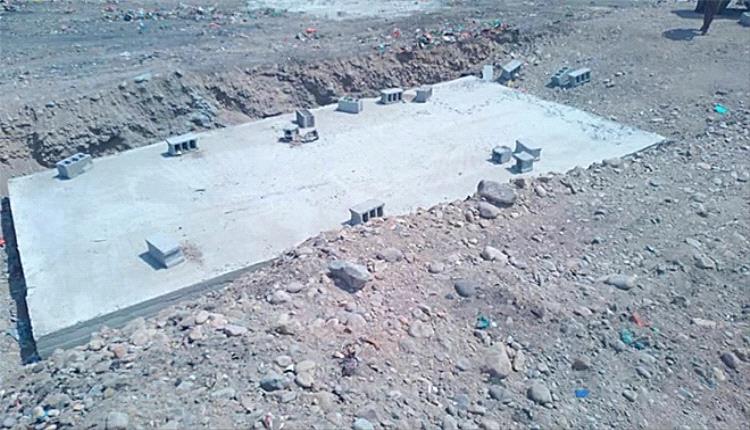 دفن نفايات خطيرة في لحج.. ومسؤول يكشف المستور