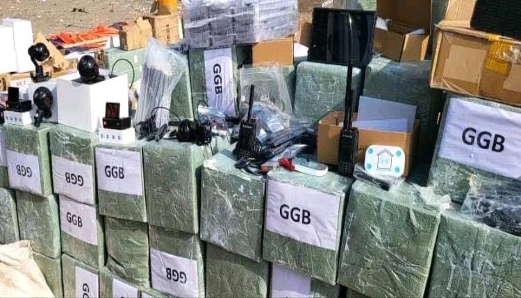 لحج.. ضبط قارب يحمل معدات طائرات مسيرة وأجهزة مراقبة وتجسس حوثية