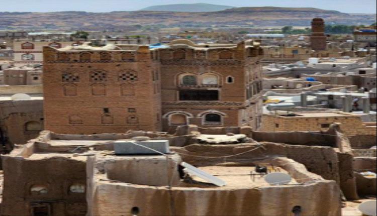 الحوثي يقتحم الجامع الكبير ويغير اسمه ويطرد خطيبه مع السلفيين