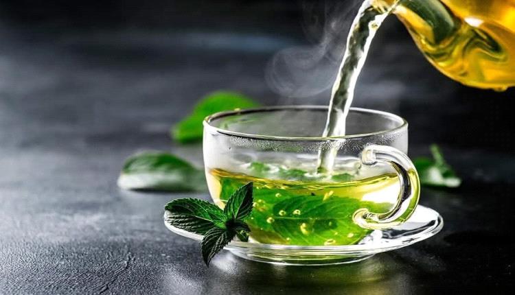 3 مشروبات طبيعية قد تقي من تراكم الدهون في الكبد