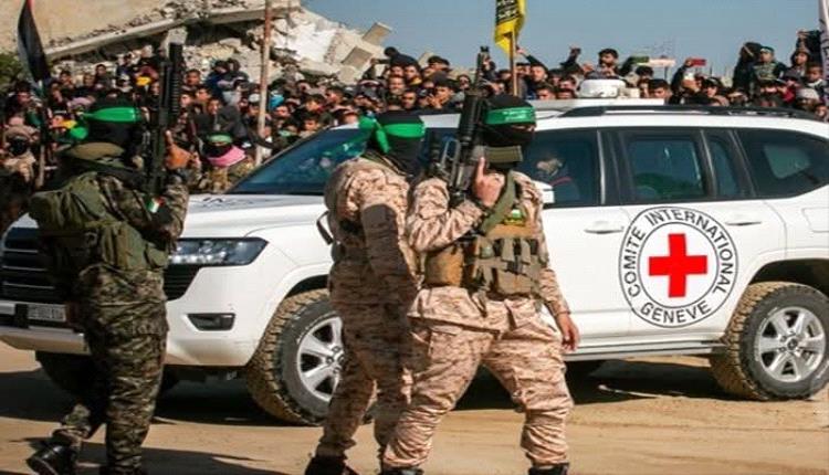 حماس وإسرائيل تتبادلان قوائم الأسرى المطلوب إطلاق سراحهم