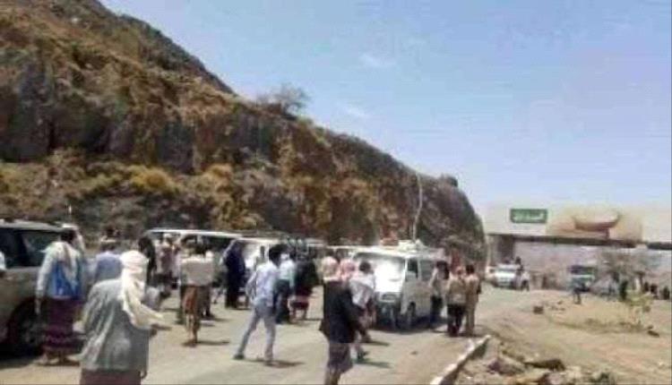 ضبط ثلاجة على أبواب تعز تحمل الموت لأبناء المدينة