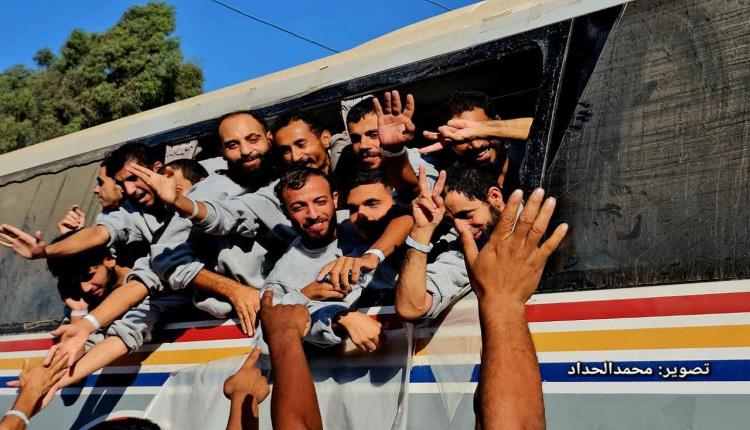 ‏إسرائيل تعلن الإفراج عن 1966 أسيرا فلسطيني بموجب اتفاق غزة