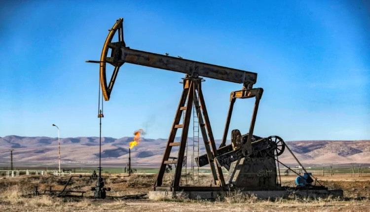 أسعار النفط ترتفع 1% مع تفاؤل المستثمرين بانفراج الأزمة الأميركية الصينية