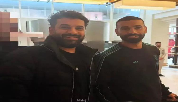 ظهور مفاجئ لمحمد صلاح مع مسؤول بالاتحاد السعودي.. ما القصة؟