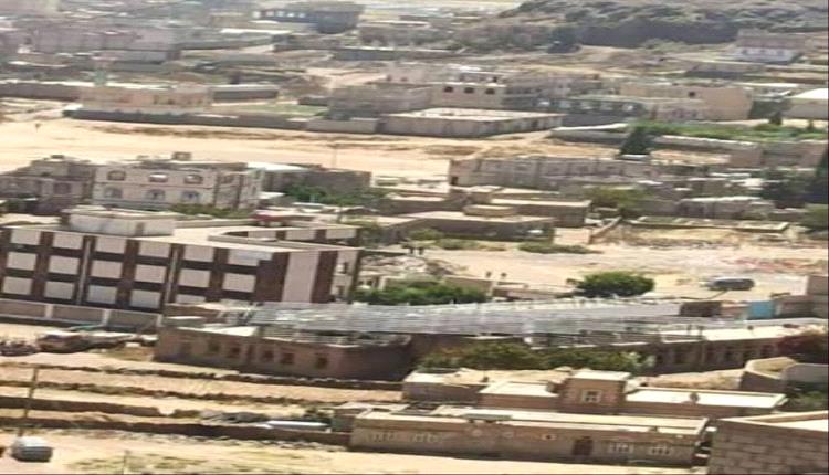 مدارس الحوثيين تحول التعليم في إب إلى سوق جبايات وتطرد الفقراء من الفصول