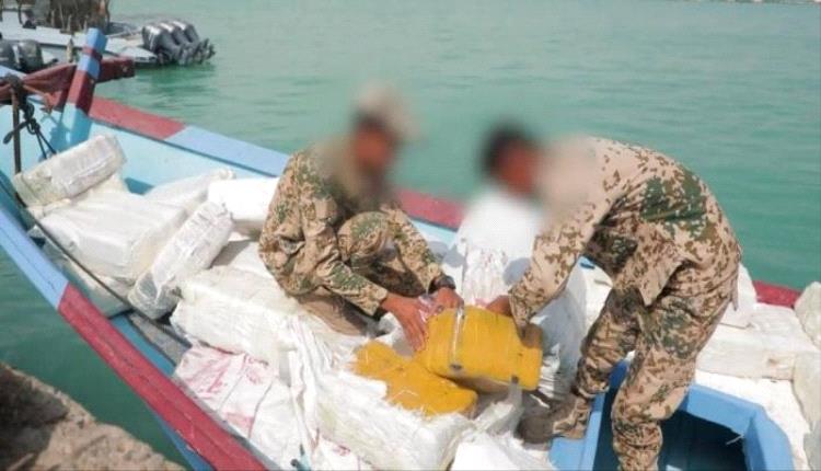 شاهد لحظة ضبط قوات صالح شحنة مخدرات بالبحر الأحمر
