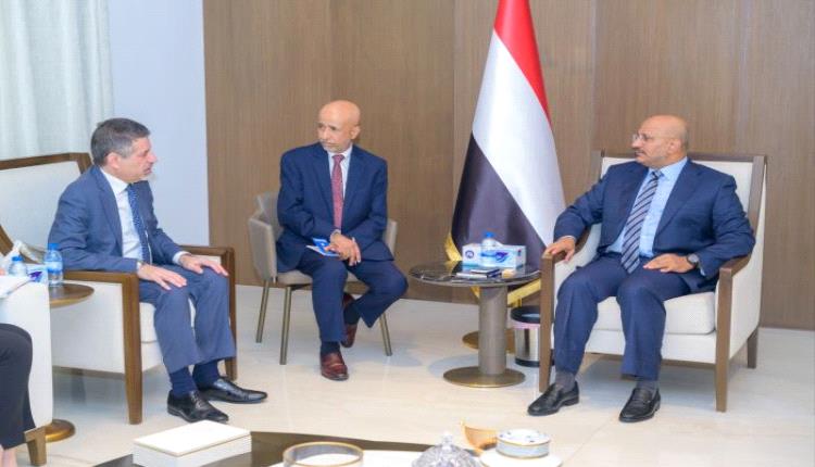 لقاء هام يجمع طارق صالح والسفير الأمريكي