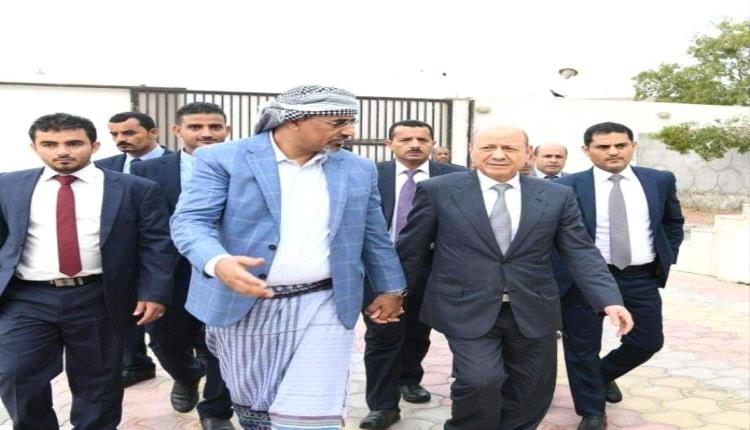 مصادر تكشف موقف ووضع العليمي بعد القرارات التي اصدرها الزُبيدي 