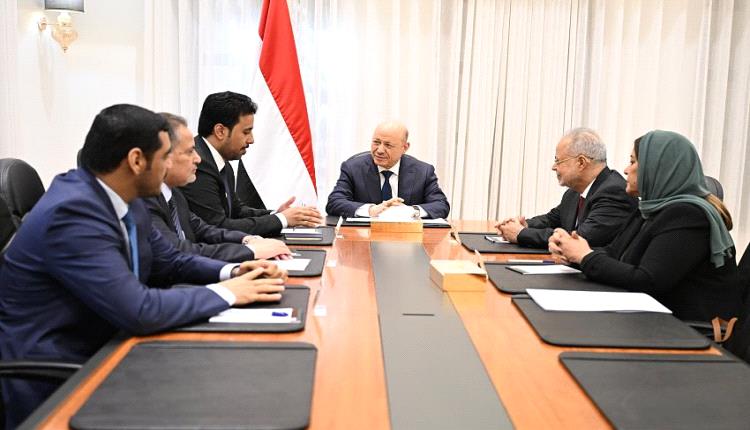 الرئاسي يوجّه أمن تعز بسرعة كشف قتلة المشهري وتحويل اغتيالها إلى إجماع وطني ضد الفوضى