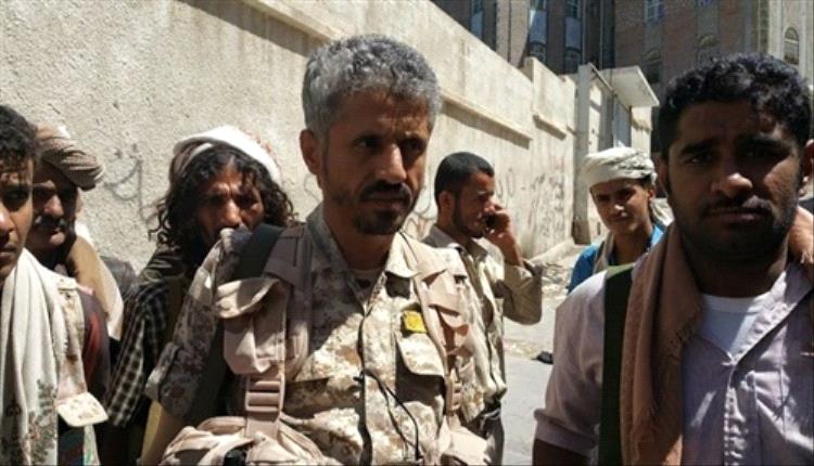 أقنعة الإصلاح تسقط.. الصعر يكشف عن جيش إخوان تعز الذي لم يقاتل الحوثي