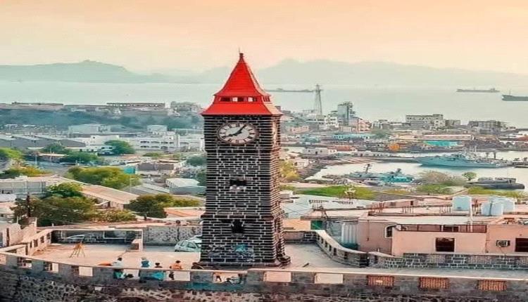 سكان التواهي يشكون إهمال مؤسسة مياه عدن وتراجع الخدمة بشكل كبير