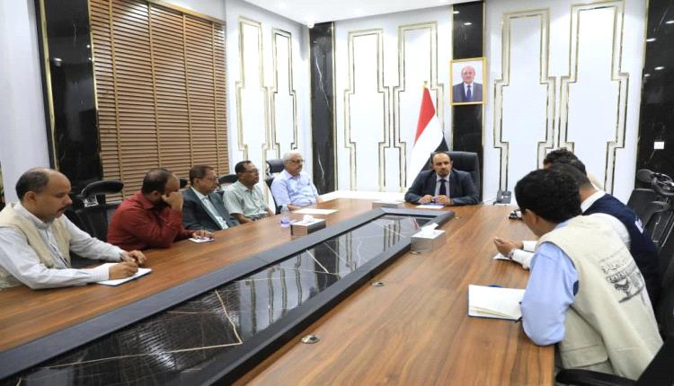 محافظ حضرموت يطلع على تدخلات اليونسكو في مشاريع ترميم المعالم التاريخية