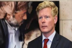 المبعوث الأممي يوجه صفعة للحوثي ويطالب كبيرهم بتنفيذ هذا الأمر في صنعاء فوراً دون شروط