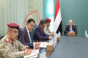 الاشول: الاستخبارات السعودية تعتقل نائب مدير مكتب العليمي بتهمة كبرى.. الإسم والصورة