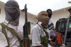 تقرير سري يفك شفرة تعاون الحوثي والقاعدة.. أسماء القيادات المتحالفة