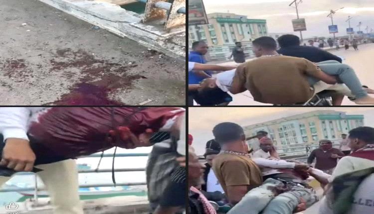 أفادت مصادر محلية في مدينة المكلا ب حضرموت استشهاد 3 متظاهرين وإصابة آخرين برصاص القوات العسكرية والأمنية التابعة للسلطة المحلية في حضرموت والمدعومة من #السعودية. 