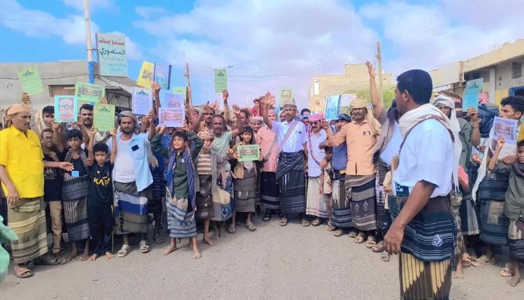 مدينة في أبين تطالب بدخول ألوية العمالقة لمنع ظاهرة خطيرة تهدد حياة الأهالي 