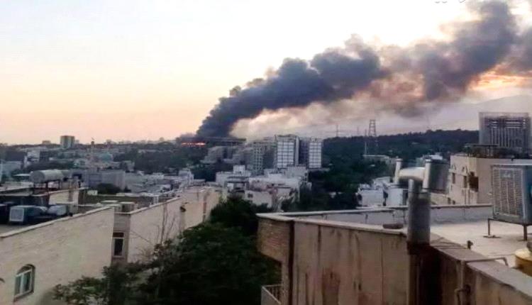 هجمات أميركية إسرائيلية تستهدف جزيرة خرج وجسورا في إيران  