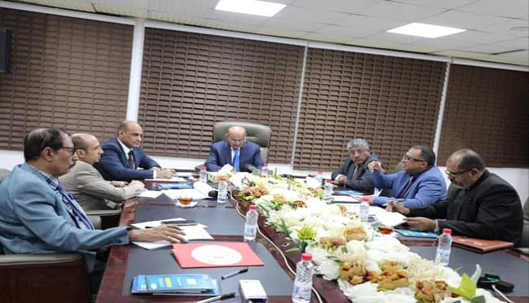 المعبقي يضرب بيد من حديد: إما تدريب مصرفي حديث أو استمرار للفوضى المالية