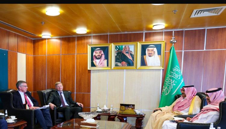 السفير السعودي لدى اليمن يكشف تفاصيل لقائه بالمبعوث الأممي بعد اختتام الأخير زيارته لعدن 