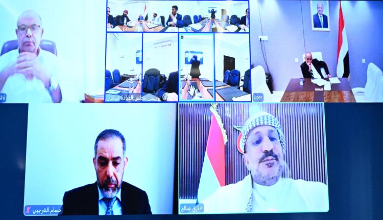 الرئاسي يعقد اجتماع بجميع أعضائه.. ويقر إجراءات جديدة