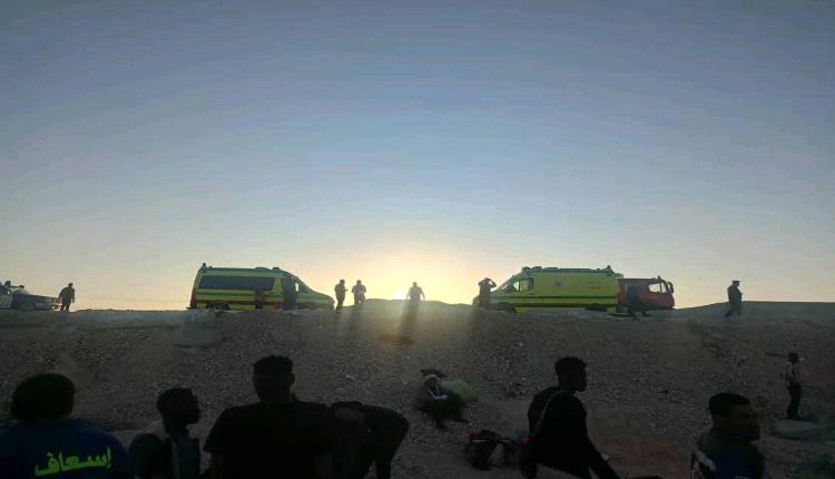 إصابة 38 شخصاً في انقلاب حافلة بصعيد مصر  