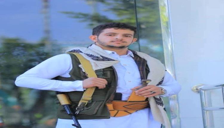 مسلح يغتال شاب داخل مقر عمله في سوق الحتيك بمأرب ويلوذ بالفرار