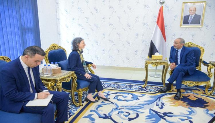 فرنسا تبلغ الصبيحي في عدن: ندرس تقديم دعم تنموي لليمن