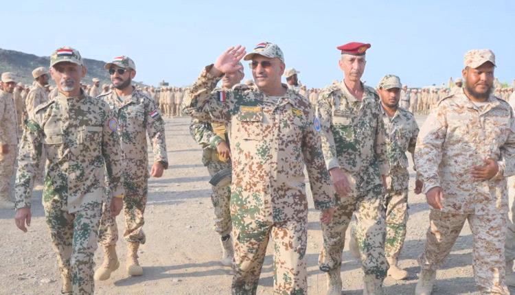 طارق صالح في رسالة نارية للحوثيين في ذكرى تأسيس المقاومة الوطنية: جاهزون للمعركة الفاصلة 