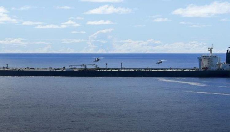 إنزال قوات أمريكية على سفينة تحمل نفطاً إيرانياً بالمحيط الهندي
