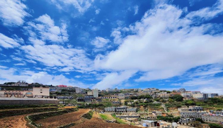 درجات الحرارة المتوقعة اليوم الخميس على المحافظات اليمنية 