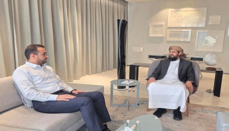 المحرّمي يطّلع على تأخير معاشات الدفعة الثالثة ويعطي أوامر بصرفها فوراً 