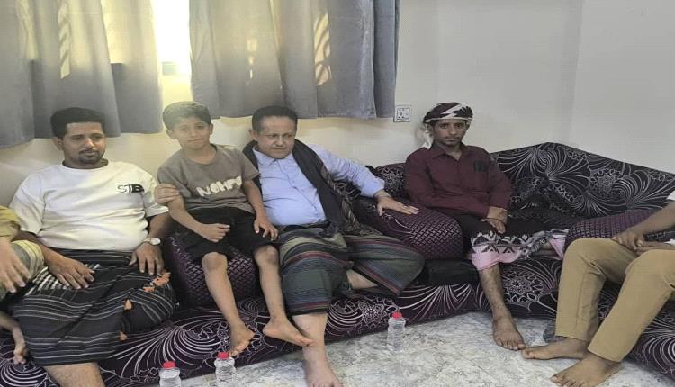 الانتقالي يعزي أسرة الشاعر ويدين اغتياله: اعتداء آثم على مستقبل المجتمع بأسره