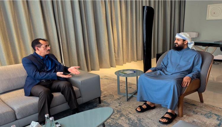 المحرمي في لقاءه وزير الدفاع يشدد على توحيد القوات وبناء تشكيلات وفق عقيدة عسكرية موحدة 