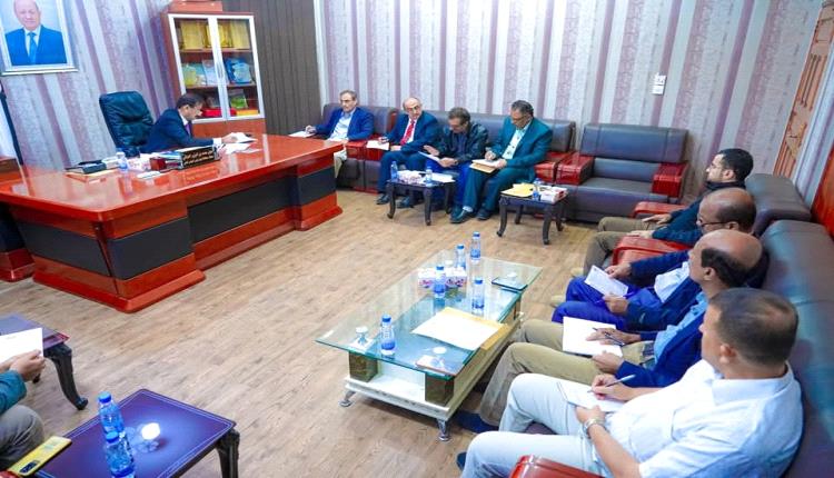 بتكلفة تتجاوز مليار و154 مليون ريال.. مناقصات شبوة تقر 8 مشاريع 