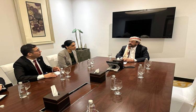 العرادة يؤكد لبريطانيا أهمية هذا الأمر لليمن