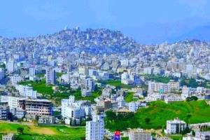 الحوثي يرخص لأبراج الموت في إب مقابل رشاوى