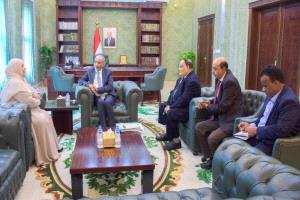 الفريق الصبيحي يشدد على ضرورة مواصلة جهود مكافحة الفساد